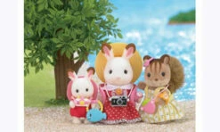 Sylvanian Families Day Trip Accessory Set SF5192