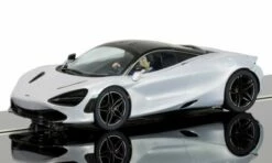 SCALEXTRIC C3982 MCLAREN 720S - GLACIER WHITE