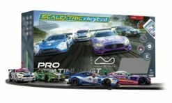 Scalextric C1413 ARC Pro Platinum GT Slot Car Set